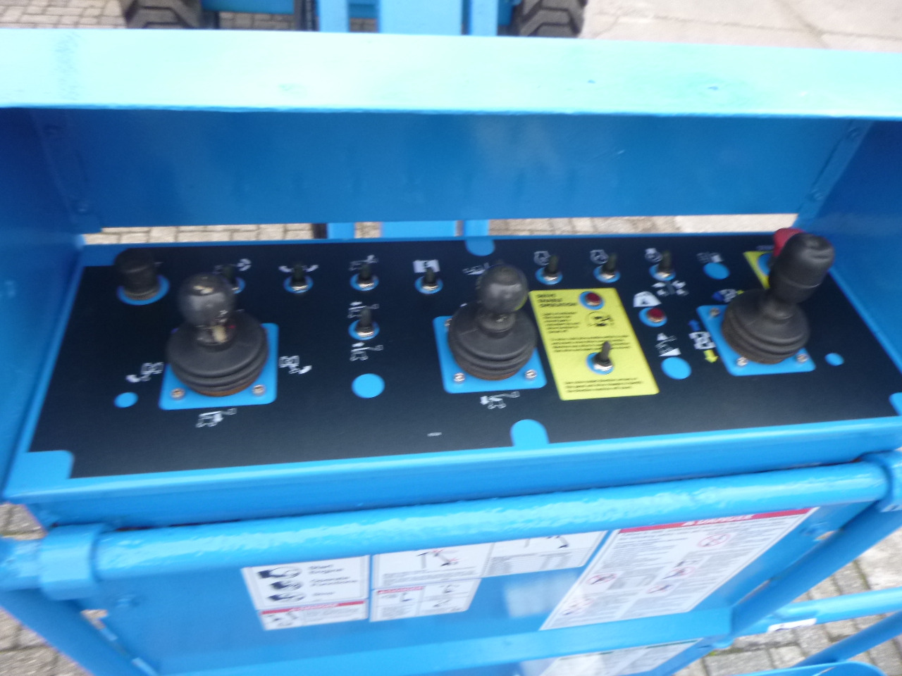 رافعات سلة مفصلية GENIE Z45-25: صور 8