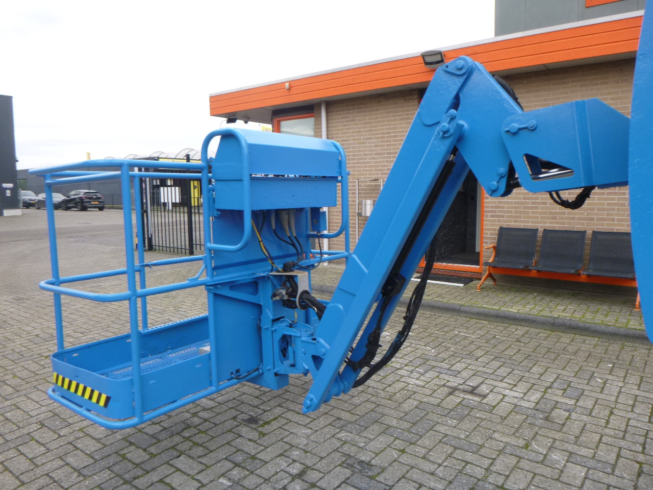 رافعات سلة مفصلية GENIE Z45-25: صور 11