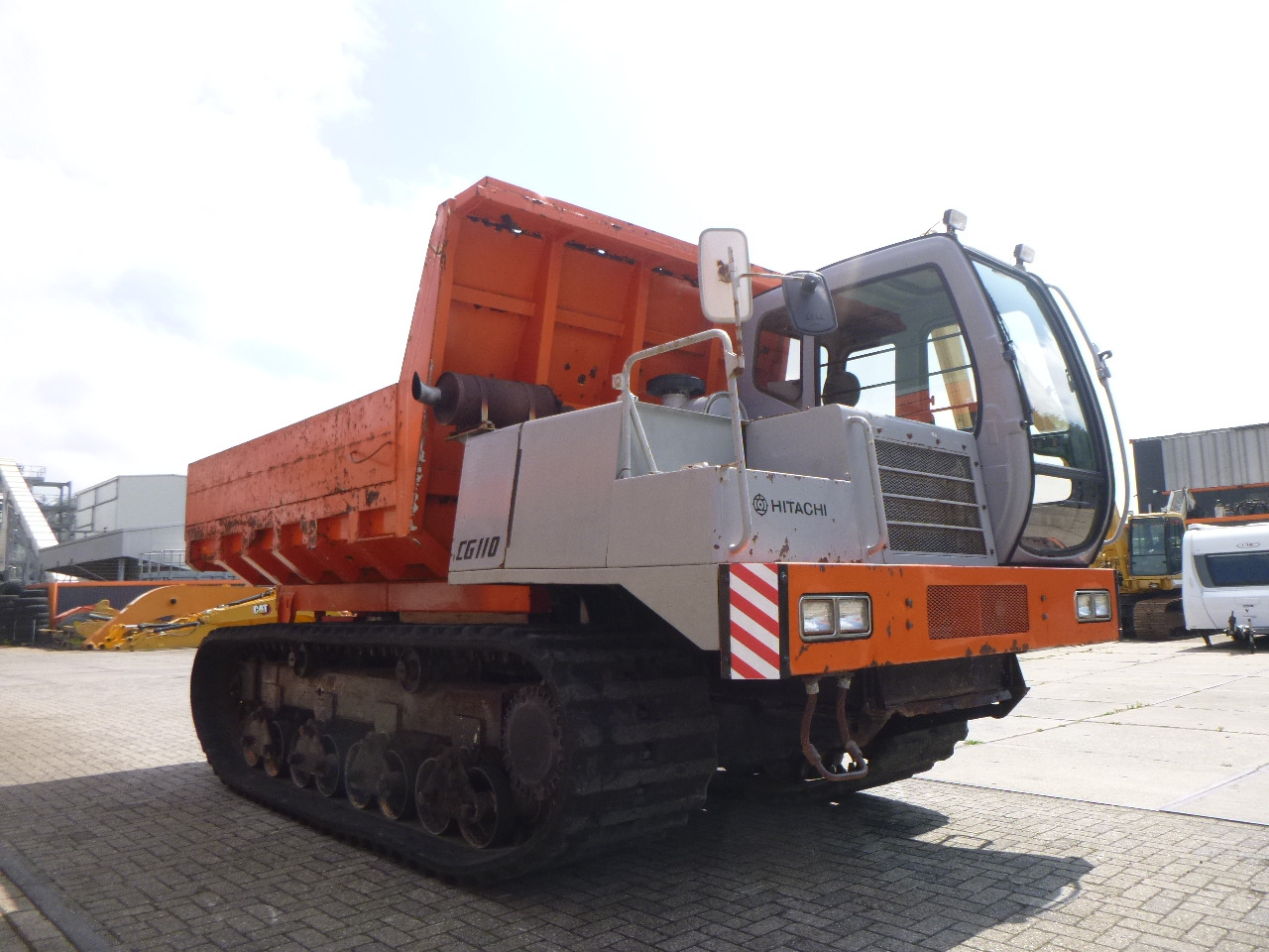 HITACHI CG110D-SC - عربات نقل قلابة مجنزرة: صور 5 HITACHI CG110D-SC - عربات نقل قلابة مجنزرة: صور 5