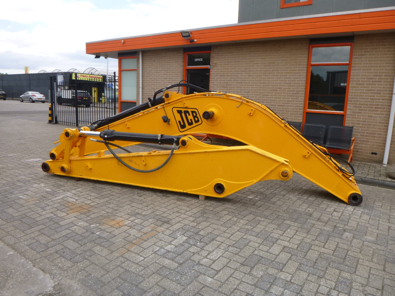 JCB JS200/JS210/JS220 - ذراع الرافعة - حفارات زحافة: صور 2 JCB JS200/JS210/JS220 - ذراع الرافعة - حفارات زحافة: صور 2