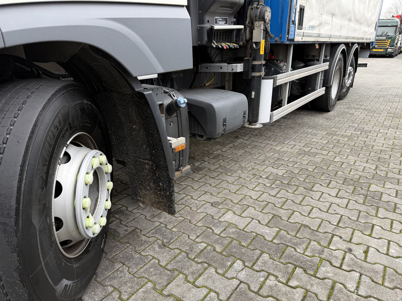 Daf XF480 6X2*4 Kran Hiab X-HiDuo 188 - شاحنات مسطحة, شاحنة كرين: صور 3 Daf XF480 6X2*4 Kran Hiab X-HiDuo 188 - شاحنات مسطحة, شاحنة كرين: صور 3