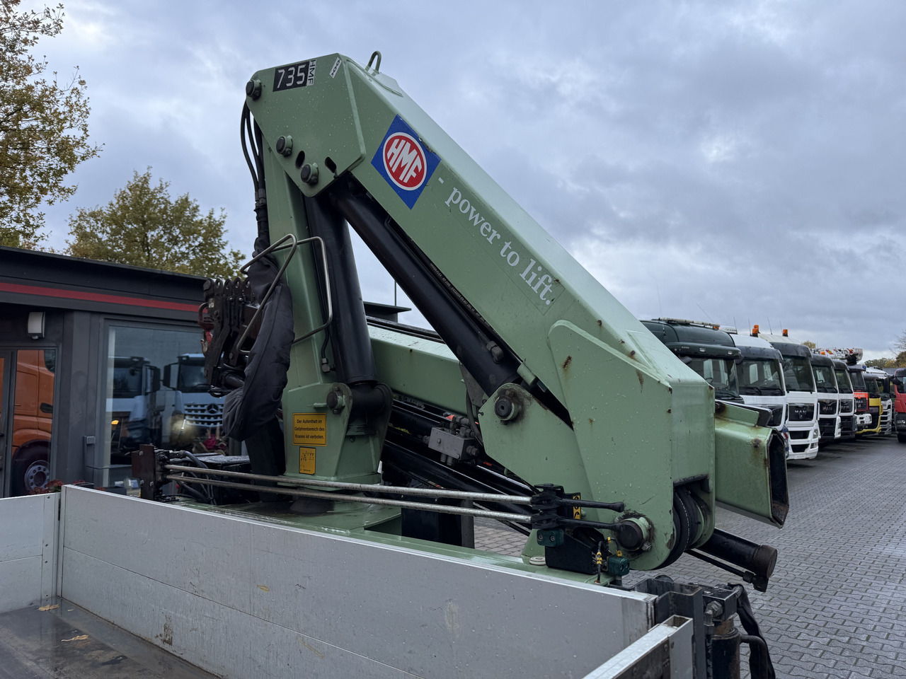 Iveco EuroCargo 80E22 Kran HMF 735 bis 15 Meter - شاحنات مسطحة, شاحنة كرين: صور 4 Iveco EuroCargo 80E22 Kran HMF 735 bis 15 Meter - شاحنات مسطحة, شاحنة كرين: صور 4