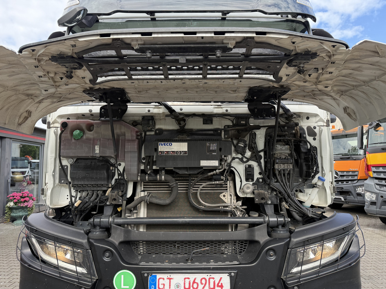 Iveco T-Way 510 / AT410T51 8X4 Meiller - قلابات: صور 5 Iveco T-Way 510 / AT410T51 8X4 Meiller - قلابات: صور 5