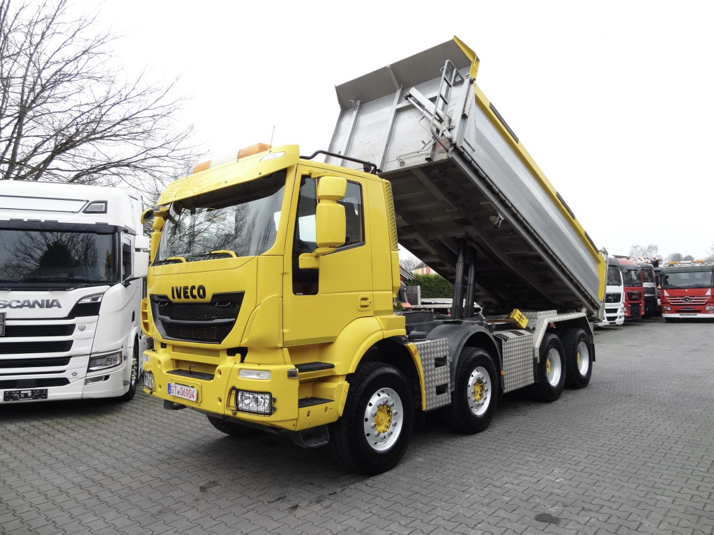 Iveco Trakker 450 8X4 Meiller - قلابات: صور 1 Iveco Trakker 450 8X4 Meiller - قلابات: صور 1