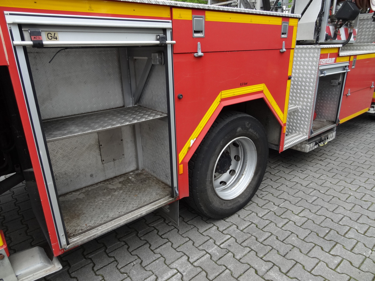 MAN L2000 18.284 Feuerwehr Bronto Skylift 27 Meter - مصاعد الازدهار محمولة على شاحنة: صور 5 MAN L2000 18.284 Feuerwehr Bronto Skylift 27 Meter - مصاعد الازدهار محمولة على شاحنة: صور 5
