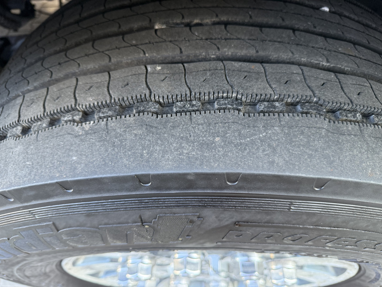 MAN TGX 18.680 4X2 BLS V8 - شاحنة جرار: صور 4 MAN TGX 18.680 4X2 BLS V8 - شاحنة جرار: صور 4