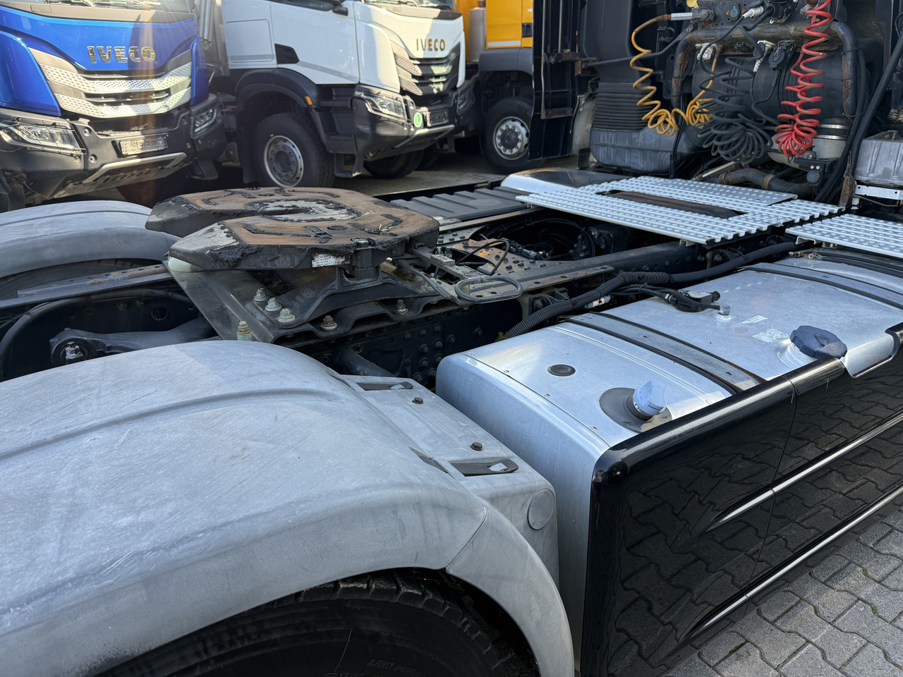 MAN TGX 18.680 4X2 BLS V8 - شاحنة جرار: صور 2 MAN TGX 18.680 4X2 BLS V8 - شاحنة جرار: صور 2