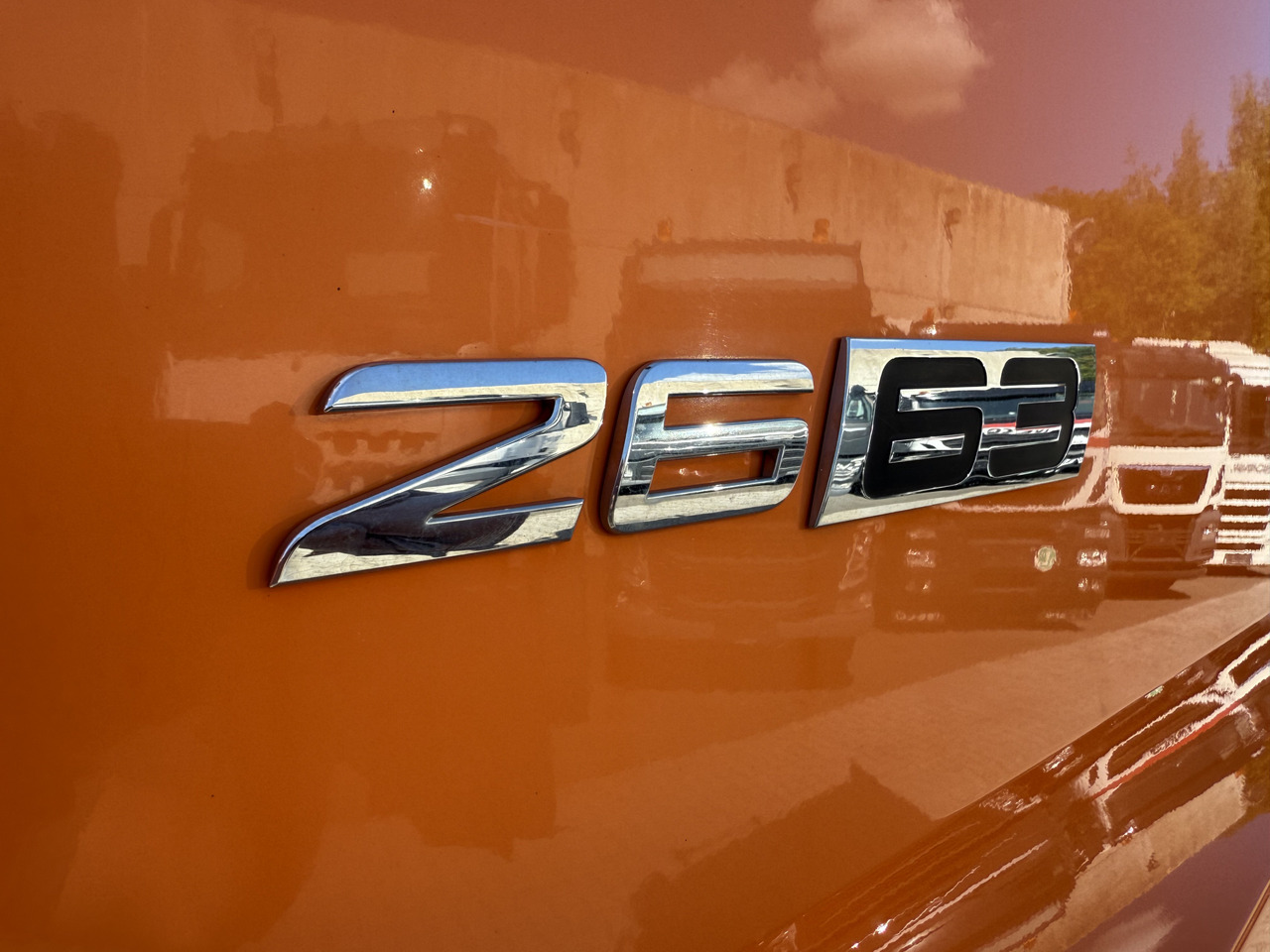 Mercedes-Benz Actros MP5 2663 6X4 Super Ausstattung - شاحنة جرار: صور 4 Mercedes-Benz Actros MP5 2663 6X4 Super Ausstattung - شاحنة جرار: صور 4