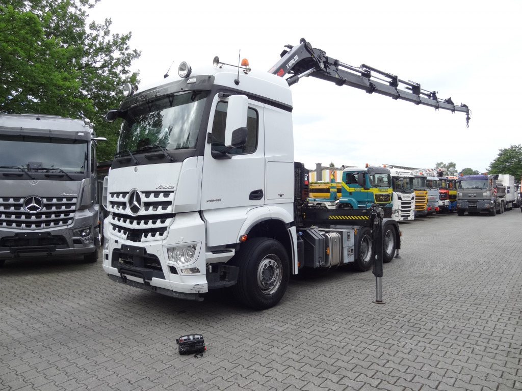Mercedes-Benz Arocs 2648 LS 6X4 Kran Hiab X-HiPro 302 - شاحنة جرار: صور 1 Mercedes-Benz Arocs 2648 LS 6X4 Kran Hiab X-HiPro 302 - شاحنة جرار: صور 1