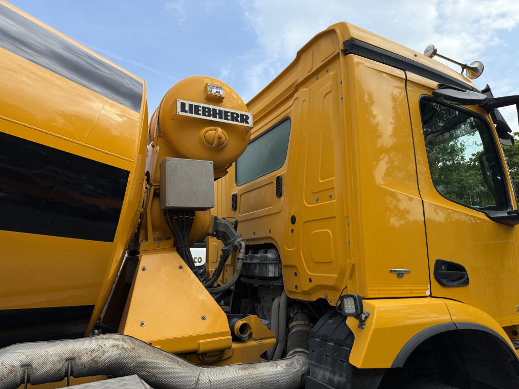 Mercedes-Benz Arocs 3243 8X4 Liebherr HTM1004 - شاحنة: صور 3 Mercedes-Benz Arocs 3243 8X4 Liebherr HTM1004 - شاحنة: صور 3