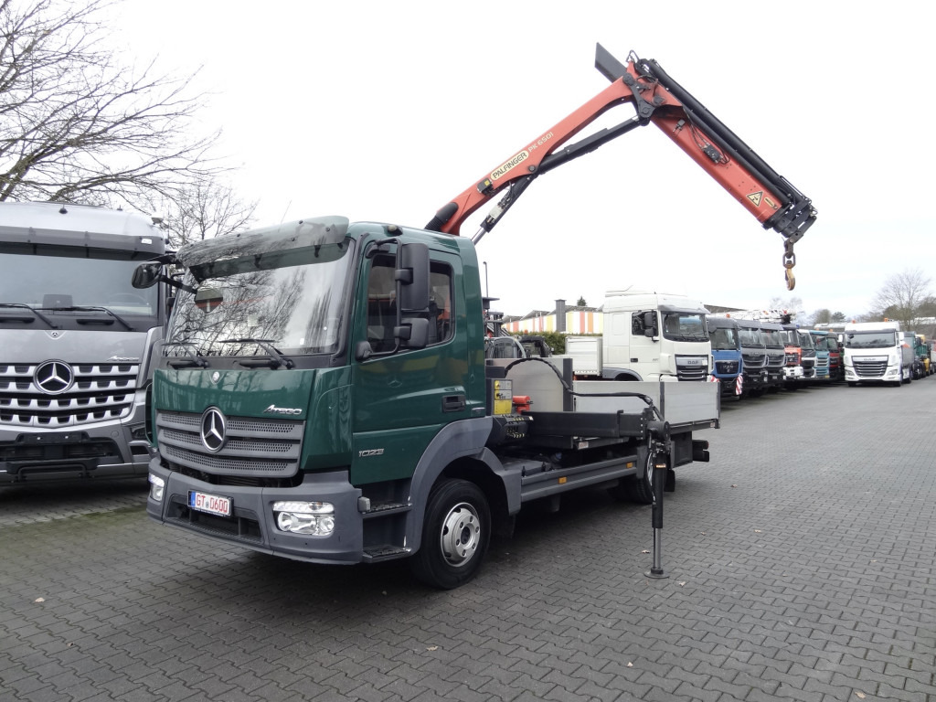 Mercedes-Benz Atego 1023 Palfinger 6501 bis 14.5 Meter - شاحنة كرين, شاحنات مسطحة: صور 1 Mercedes-Benz Atego 1023 Palfinger 6501 bis 14.5 Meter - شاحنة كرين, شاحنات مسطحة: صور 1