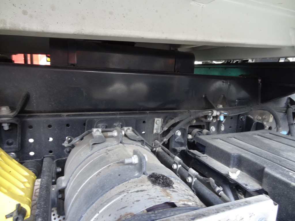 Mitsubishi Fuso 7C18 Meiller إيجار Mitsubishi Fuso 7C18 Meiller: صور 14