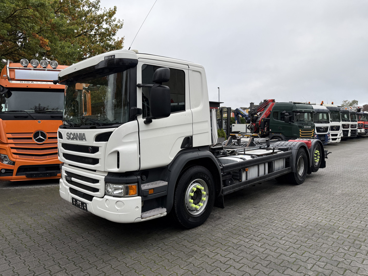 Scania P280 6X2*4 - الشاسيه شاحنة: صور 1 Scania P280 6X2*4 - الشاسيه شاحنة: صور 1