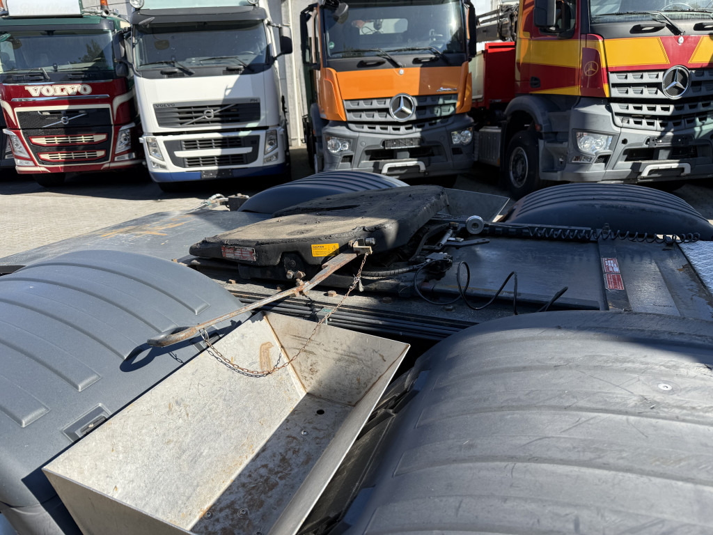 Scania R400 6X2 Kran Hiab 377-8 bis 25 Meter - شاحنة كرين, شاحنة جرار: صور 2 Scania R400 6X2 Kran Hiab 377-8 bis 25 Meter - شاحنة كرين, شاحنة جرار: صور 2