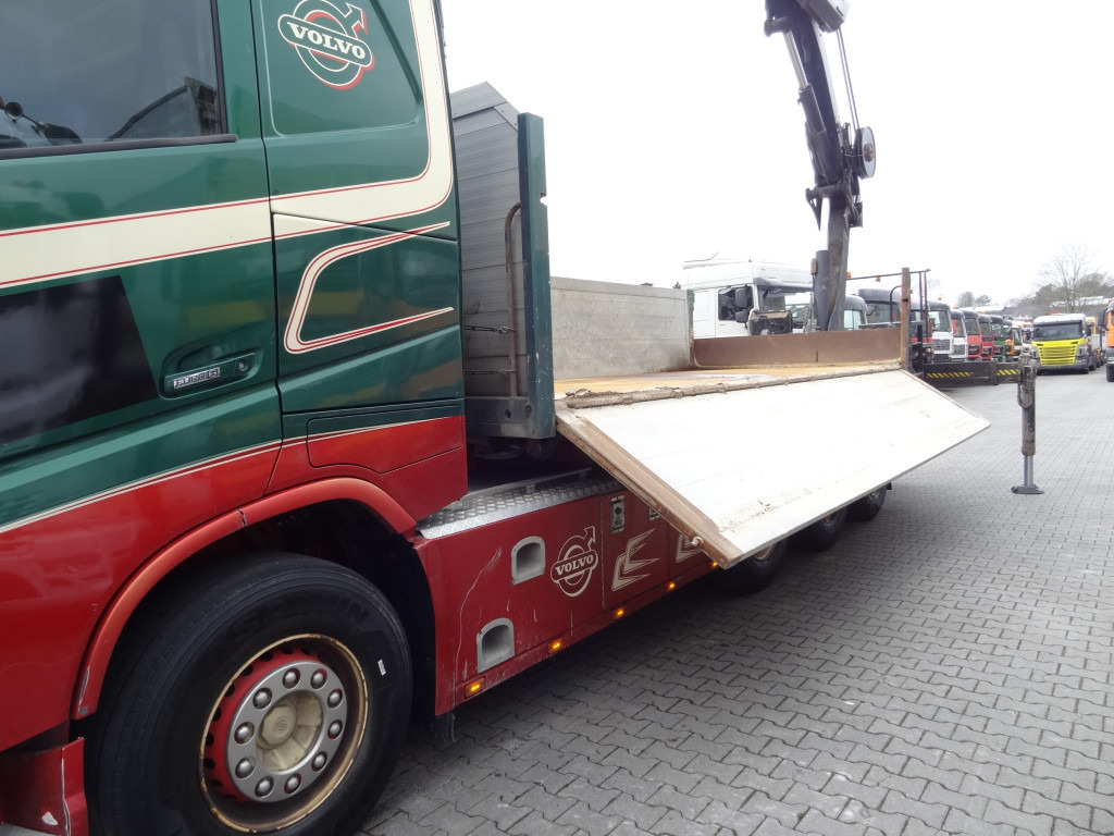 Volvo FH540 8X4 Kipper mit Kran Hiab 244-5 - قلابات, شاحنة كرين: صور 2 Volvo FH540 8X4 Kipper mit Kran Hiab 244-5 - قلابات, شاحنة كرين: صور 2