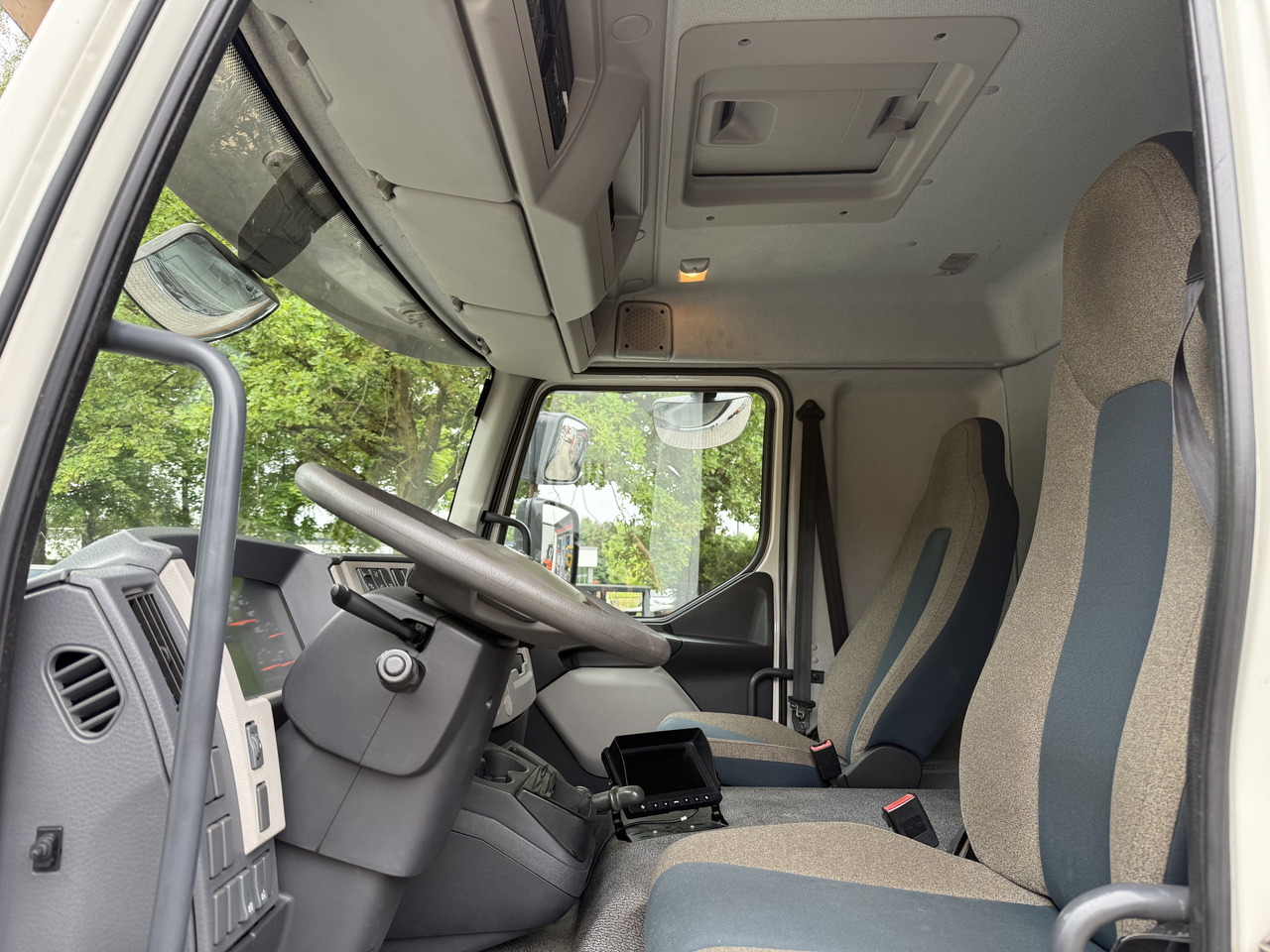 Volvo FL250.16 HMF 875 K3 - شاحنة كرين: صور 4 Volvo FL250.16 HMF 875 K3 - شاحنة كرين: صور 4