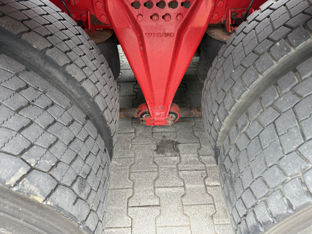 Volvo FM12 420 8X4 Kran Palfinger PK90002 31 Meter - شاحنة كرين: صور 5 Volvo FM12 420 8X4 Kran Palfinger PK90002 31 Meter - شاحنة كرين: صور 5
