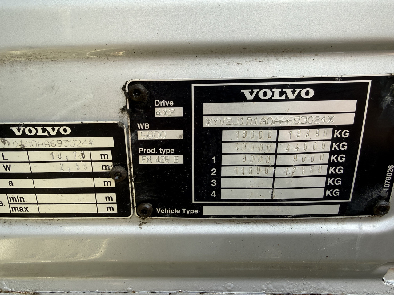 Volvo FM330 Kran Effer 165 bis 20 Meter - شاحنات مسطحة, شاحنة كرين: صور 5 Volvo FM330 Kran Effer 165 bis 20 Meter - شاحنات مسطحة, شاحنة كرين: صور 5