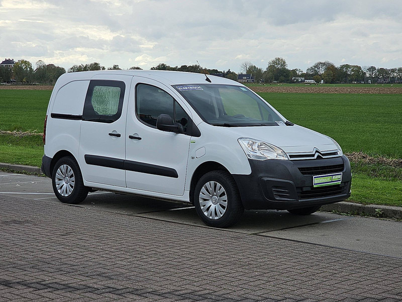Citroën Berlingo 1.1 23kWH NAP Airco ! - الشاحنات الصغيرة صندوق مغلق, فان كهربائية: صور 5 Citroën Berlingo 1.1 23kWH NAP Airco ! - الشاحنات الصغيرة صندوق مغلق, فان كهربائية: صور 5