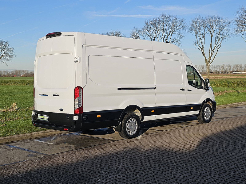 Ford E-Transit L4H3 Maxi 75 kWh - فان, فان كهربائية: صور 3 Ford E-Transit L4H3 Maxi 75 kWh - فان, فان كهربائية: صور 3
