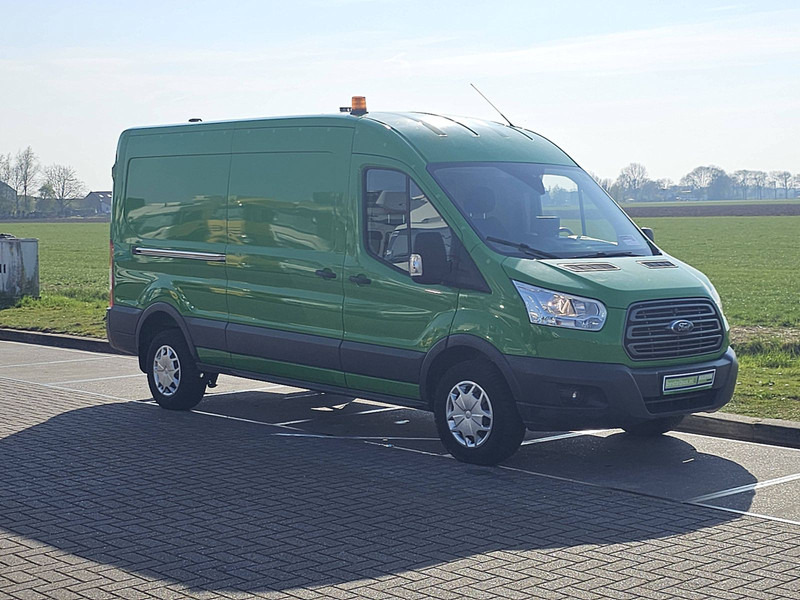 Ford Transit 2.0 TDCI 130 AMB. L3H2 - فان: صور 5 Ford Transit 2.0 TDCI 130 AMB. L3H2 - فان: صور 5