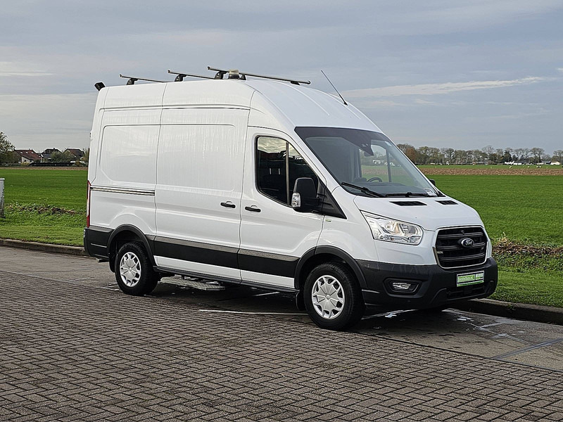 Ford Transit 2.0 TDCI 170 4X4 L2H2 - فان: صور 5 Ford Transit 2.0 TDCI 170 4X4 L2H2 - فان: صور 5