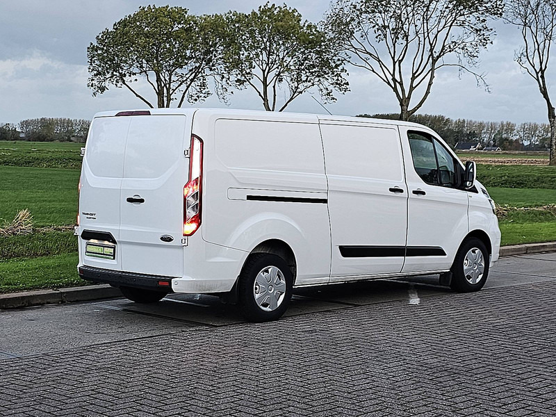 Ford Transit Custom 2.0 L2H1 Navi Euro6 - فان المدمجة: صور 3 Ford Transit Custom 2.0 L2H1 Navi Euro6 - فان المدمجة: صور 3