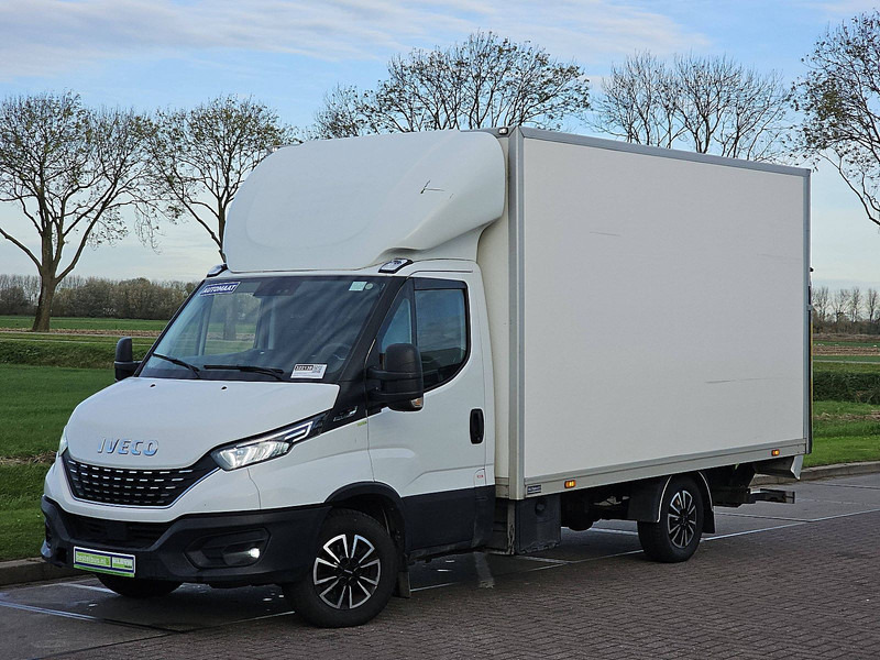 Iveco Daily 35S16 Bakwagen Laadklep! - الشاحنات الصغيرة صندوق مغلق: صور 2 Iveco Daily 35S16 Bakwagen Laadklep! - الشاحنات الصغيرة صندوق مغلق: صور 2