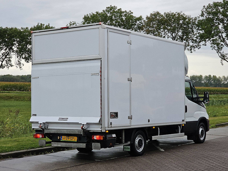 Iveco Daily 35S18 ac automaat EURO6 - الشاحنات الصغيرة صندوق مغلق: صور 3 Iveco Daily 35S18 ac automaat EURO6 - الشاحنات الصغيرة صندوق مغلق: صور 3