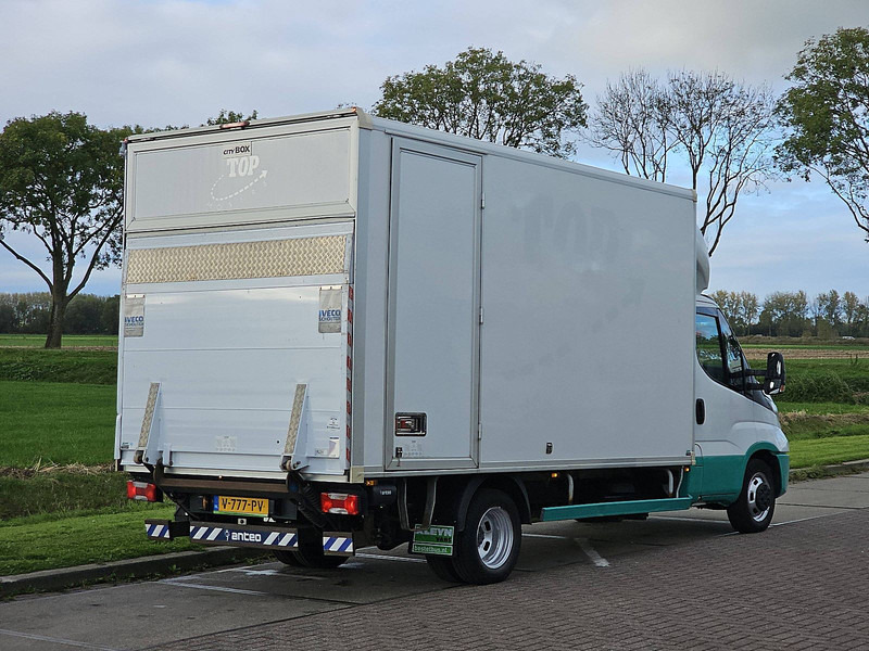 Iveco Daily 40C18 Bakwagen Laadklep - الشاحنات الصغيرة صندوق مغلق: صور 3 Iveco Daily 40C18 Bakwagen Laadklep - الشاحنات الصغيرة صندوق مغلق: صور 3
