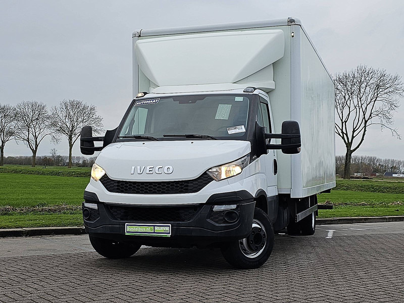 Iveco Daily 70C17 Bakwagen Laadklep - الشاحنات الصغيرة صندوق مغلق: صور 1 Iveco Daily 70C17 Bakwagen Laadklep - الشاحنات الصغيرة صندوق مغلق: صور 1