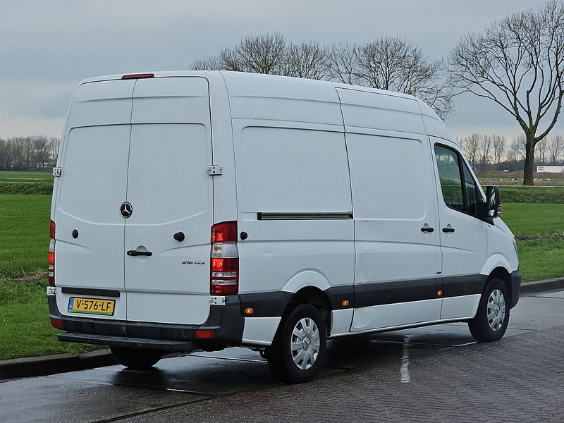 Mercedes-Benz Sprinter 216 L2H2 163Pk Euro6 AC! - فان المدمجة: صور 3 Mercedes-Benz Sprinter 216 L2H2 163Pk Euro6 AC! - فان المدمجة: صور 3