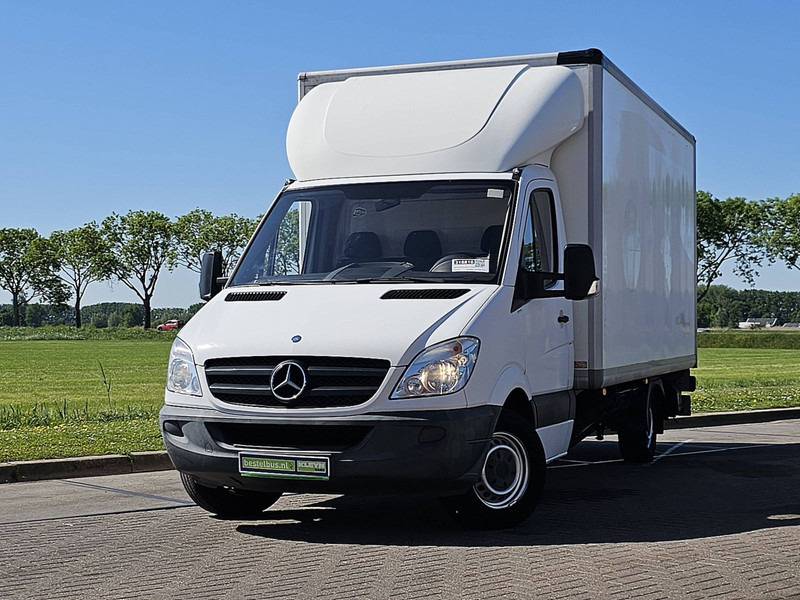 Mercedes-Benz Sprinter 313 ac laadklep zijdeur - الشاحنات الصغيرة صندوق مغلق: صور 1 Mercedes-Benz Sprinter 313 ac laadklep zijdeur - الشاحنات الصغيرة صندوق مغلق: صور 1
