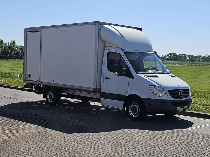 Mercedes-Benz Sprinter 313 ac laadklep zijdeur - الشاحنات الصغيرة صندوق مغلق: صور 5 Mercedes-Benz Sprinter 313 ac laadklep zijdeur - الشاحنات الصغيرة صندوق مغلق: صور 5