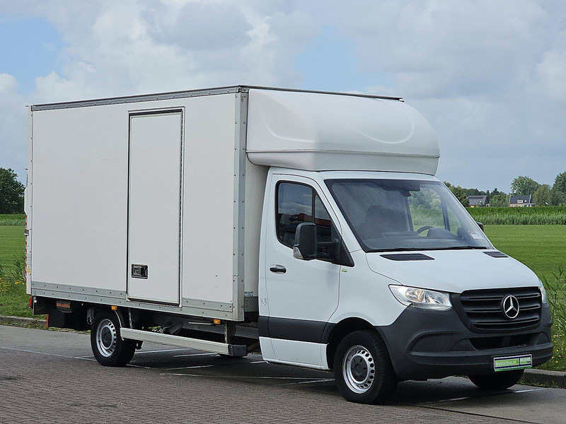 Mercedes-Benz Sprinter 314 Bakwagen Laadklep! - الشاحنات الصغيرة صندوق مغلق: صور 5 Mercedes-Benz Sprinter 314 Bakwagen Laadklep! - الشاحنات الصغيرة صندوق مغلق: صور 5