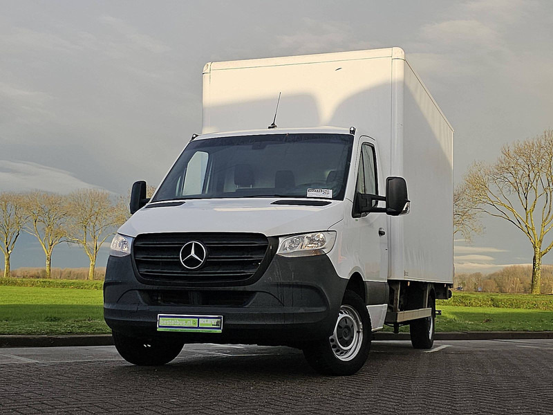 Mercedes-Benz Sprinter 315 Bakwagen Laadklep! - الشاحنات الصغيرة صندوق مغلق: صور 1 Mercedes-Benz Sprinter 315 Bakwagen Laadklep! - الشاحنات الصغيرة صندوق مغلق: صور 1
