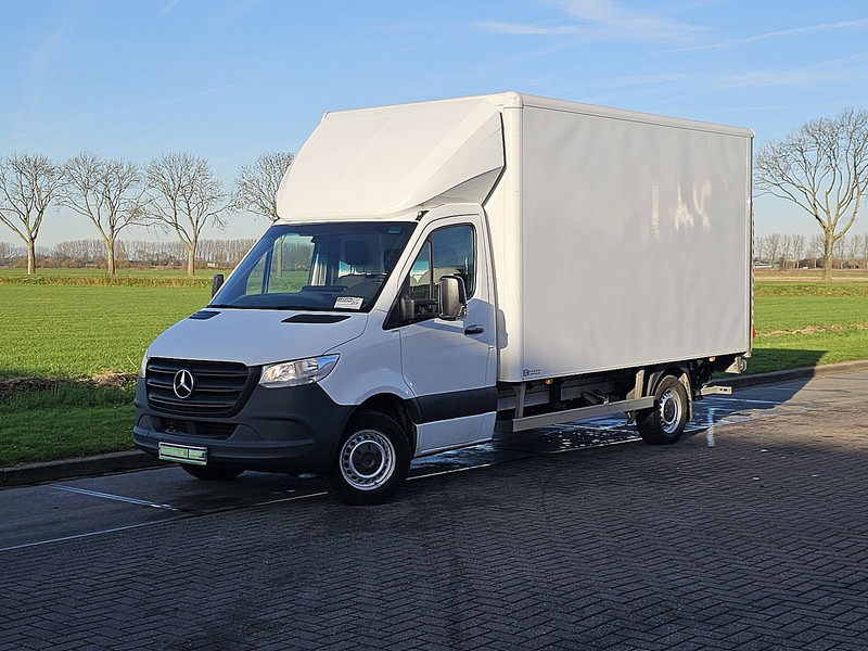 Mercedes-Benz Sprinter 315 Bakwagen Laadklep! - الشاحنات الصغيرة صندوق مغلق: صور 2 Mercedes-Benz Sprinter 315 Bakwagen Laadklep! - الشاحنات الصغيرة صندوق مغلق: صور 2