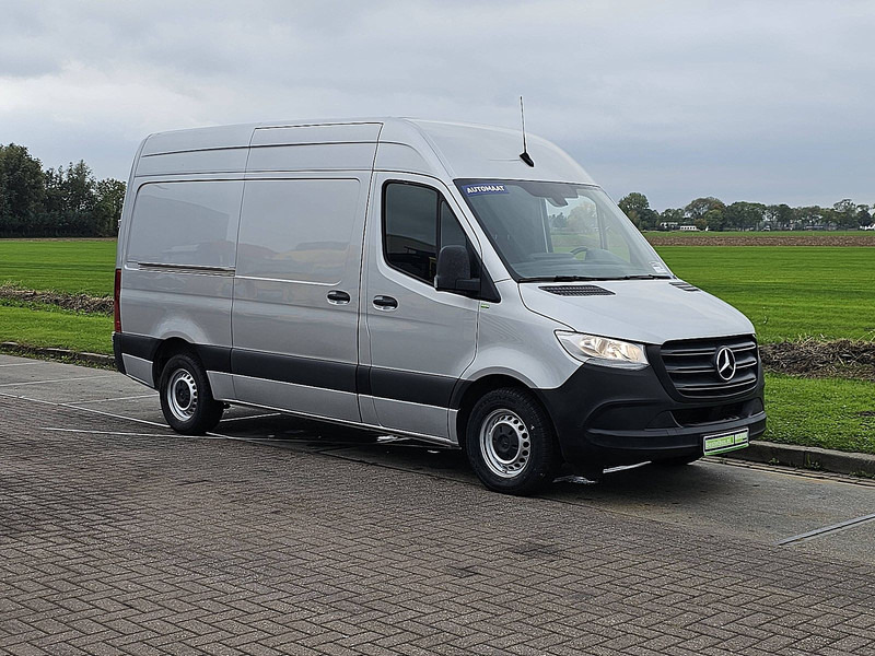 Mercedes-Benz Sprinter 315 L2H2 RWD Mbux Autom! - فان المدمجة: صور 5 Mercedes-Benz Sprinter 315 L2H2 RWD Mbux Autom! - فان المدمجة: صور 5
