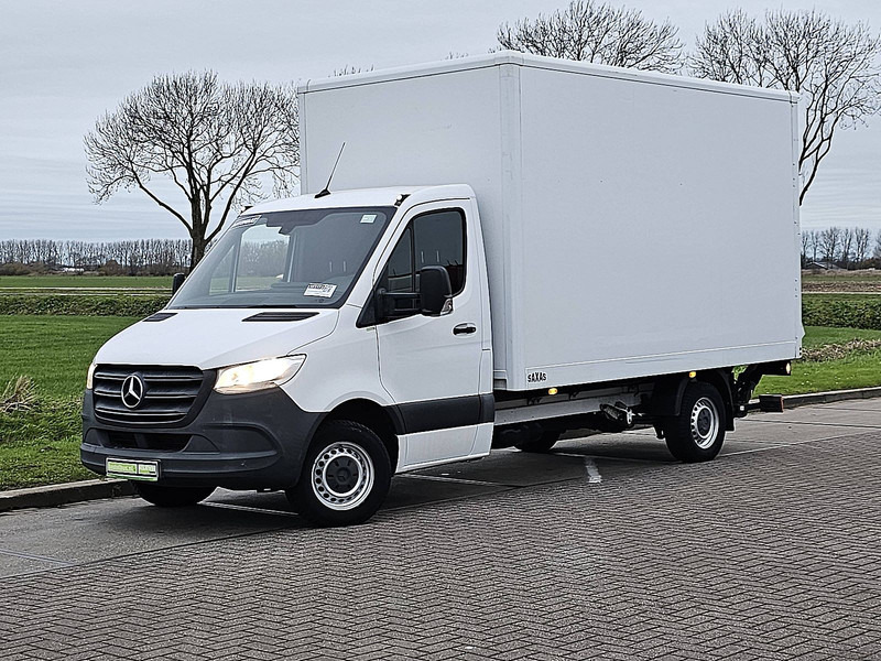 Mercedes-Benz Sprinter 316 Bakwagen Laadklep! - الشاحنات الصغيرة صندوق مغلق: صور 2 Mercedes-Benz Sprinter 316 Bakwagen Laadklep! - الشاحنات الصغيرة صندوق مغلق: صور 2
