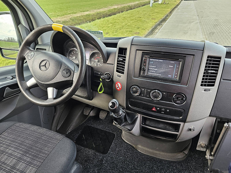 Interior photo 1: فان Mercedes-Benz Sprinter 316 L2H2 3.5T-Trekhaak!