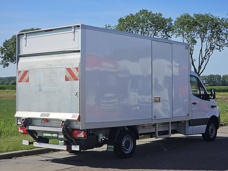 Mercedes-Benz Sprinter 317 Bakwagen Laadklep! - الشاحنات الصغيرة صندوق مغلق: صور 3 Mercedes-Benz Sprinter 317 Bakwagen Laadklep! - الشاحنات الصغيرة صندوق مغلق: صور 3