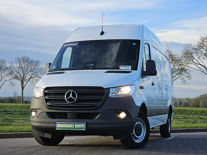Mercedes-Benz Sprinter 317 L2H2 RWD Mbux10 - فان: صور 1 Mercedes-Benz Sprinter 317 L2H2 RWD Mbux10 - فان: صور 1