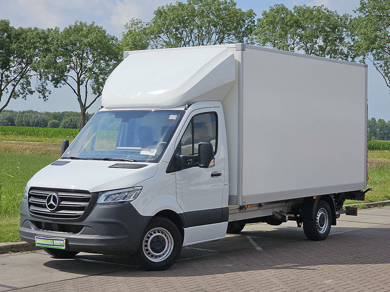 Mercedes-Benz Sprinter 317 ac LED EURO6 - الشاحنات الصغيرة صندوق مغلق: صور 2 Mercedes-Benz Sprinter 317 ac LED EURO6 - الشاحنات الصغيرة صندوق مغلق: صور 2