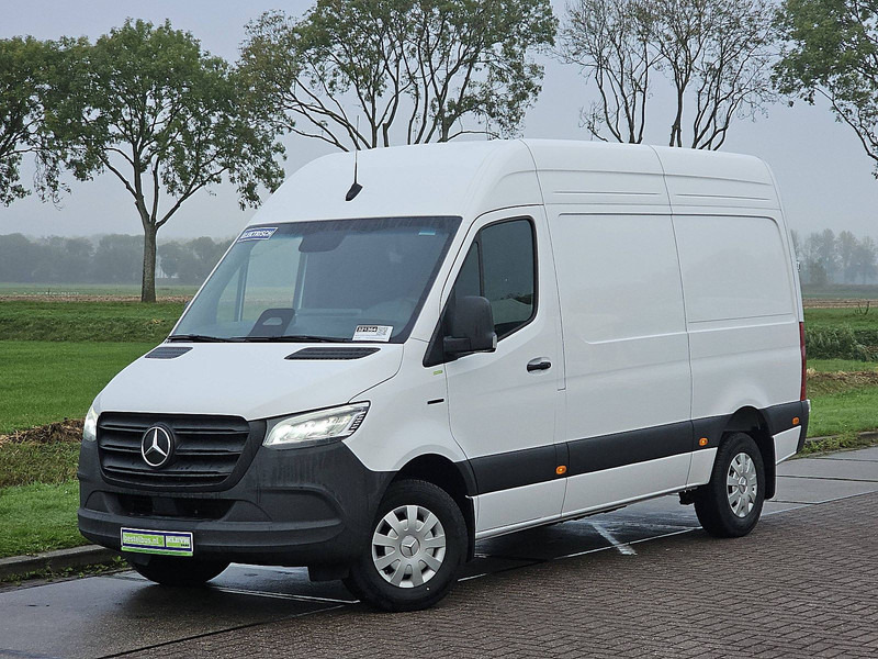 Mercedes-Benz eSprinter 320 L2H2 81kWh Nieuw - فان, فان كهربائية: صور 2 Mercedes-Benz eSprinter 320 L2H2 81kWh Nieuw - فان, فان كهربائية: صور 2