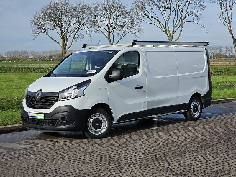 Renault Trafic 1.6 DCI - فان المدمجة: صور 2 Renault Trafic 1.6 DCI - فان المدمجة: صور 2