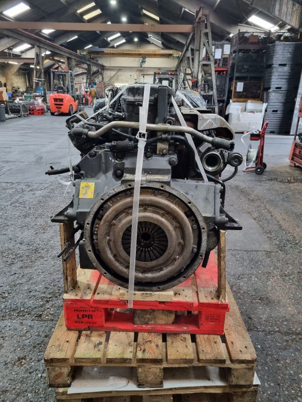 DAF FR118S1 Engine (Truck) - المحرك - شاحنة: صور 3 DAF FR118S1 Engine (Truck) - المحرك - شاحنة: صور 3