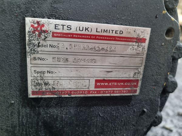 Dana Spicer 13.5HR32412-636 Gearbox - علبة التروس: صور 2 Dana Spicer 13.5HR32412-636 Gearbox - علبة التروس: صور 2