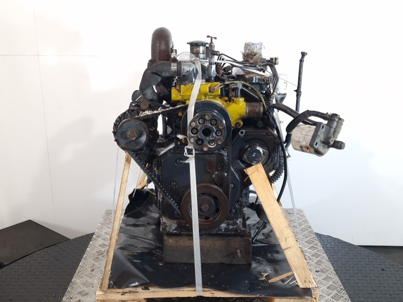 Komatsu 4D95LE-2 Engine (Plant) - المحرك - آلات البناء: صور 5 Komatsu 4D95LE-2 Engine (Plant) - المحرك - آلات البناء: صور 5