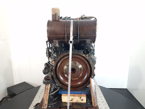 Komatsu/Cummins S4D102E-1/4BT3.9 Engine (Plant) - المحرك - آلات البناء: صور 3 Komatsu/Cummins S4D102E-1/4BT3.9 Engine (Plant) - المحرك - آلات البناء: صور 3