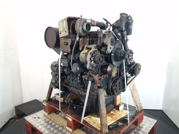 Komatsu/Cummins S4D102E-1/4BT3.9 Engine (Plant) - المحرك - آلات البناء: صور 5 Komatsu/Cummins S4D102E-1/4BT3.9 Engine (Plant) - المحرك - آلات البناء: صور 5